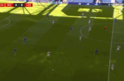 虎扑NBA-半场-曼联0-0利兹联 库尼亚首秀奥比抽射造险利兹联0射门