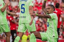 虎扑-西甲战火重燃，巴萨3-0大胜马洛卡，马洛卡两人染红吞苦果