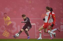 虎扑-（体育）足球——友谊赛：拜仁慕尼黑胜萨尔茨堡(bǎo)红牛