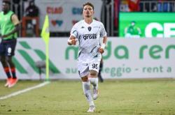 虎扑-意天空：帕尔马接触国米，谈S-埃斯波西托的转会