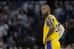 虎扑中国-心寒，詹姆斯：在湖人队勤勤恳恳打了6年比赛，湖人队却不当他是自(zì)家人