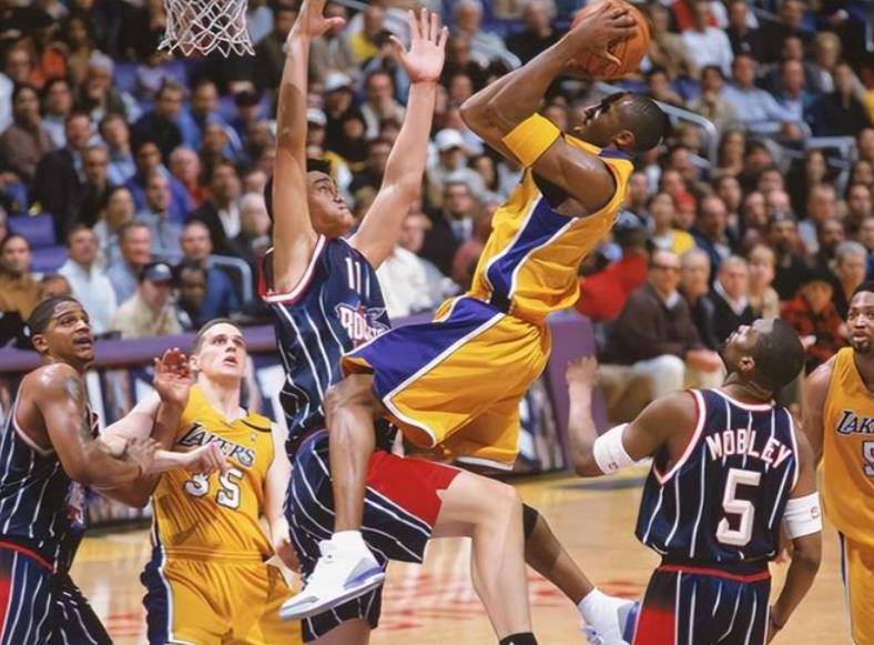 姚明单打科比，科比真能防住吗？