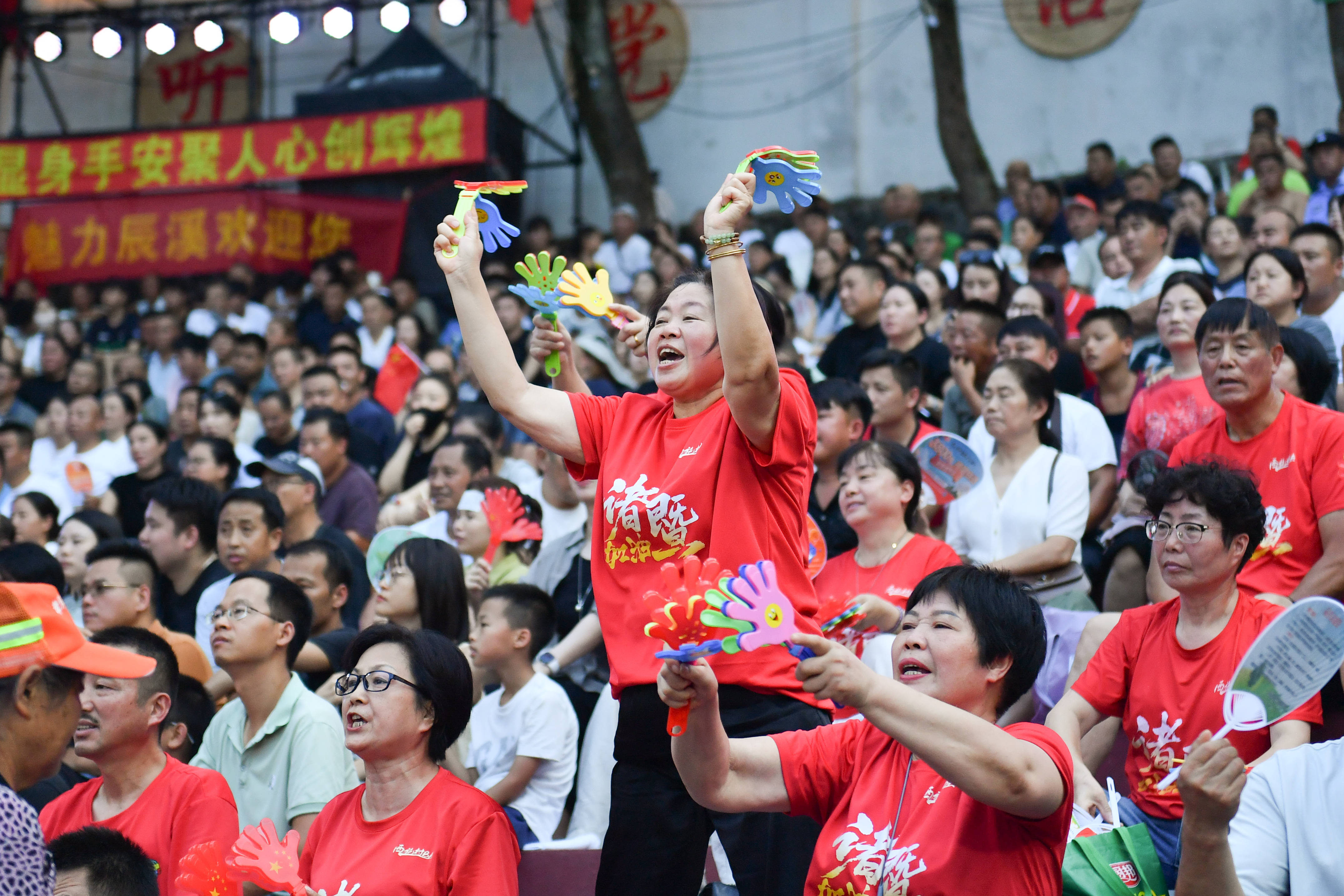 （体育）篮球——2025年全国和美乡村篮球大赛南部赛区落幕