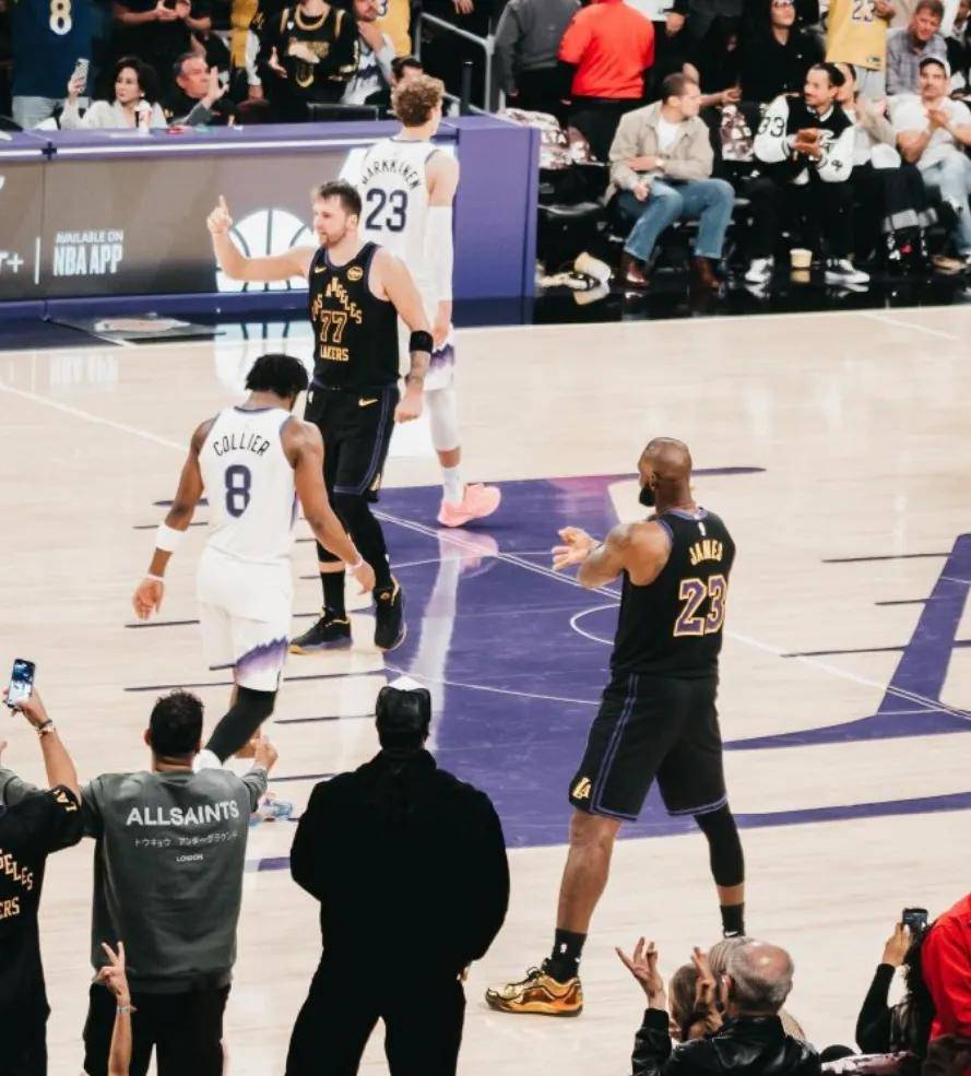 湖人彻底推倒重来！全部离队！那詹姆斯...