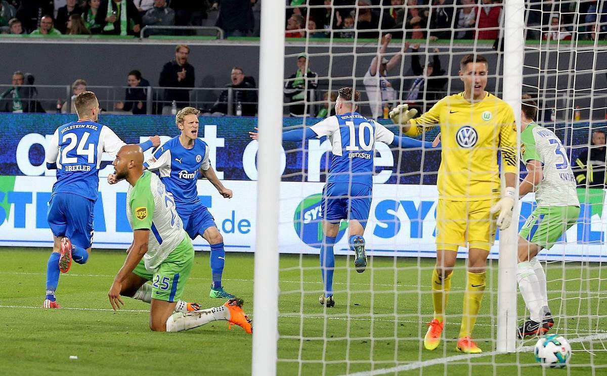 普鲁士明斯特遭遇连败，荷尔斯泰因基尔能否再次获胜？