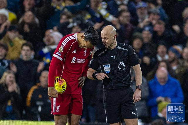 足球 | 英超：利物浦战平利兹联