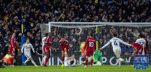 足球 | 英超：利物浦战平利兹联